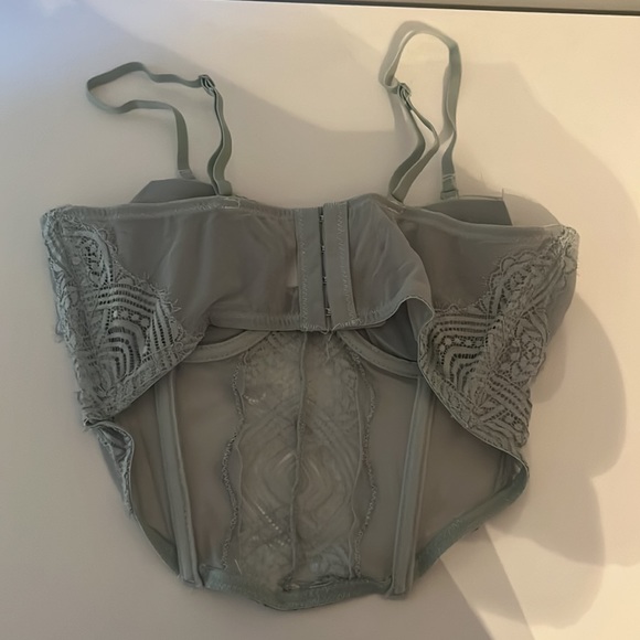 corset top - Picture 2 of 2